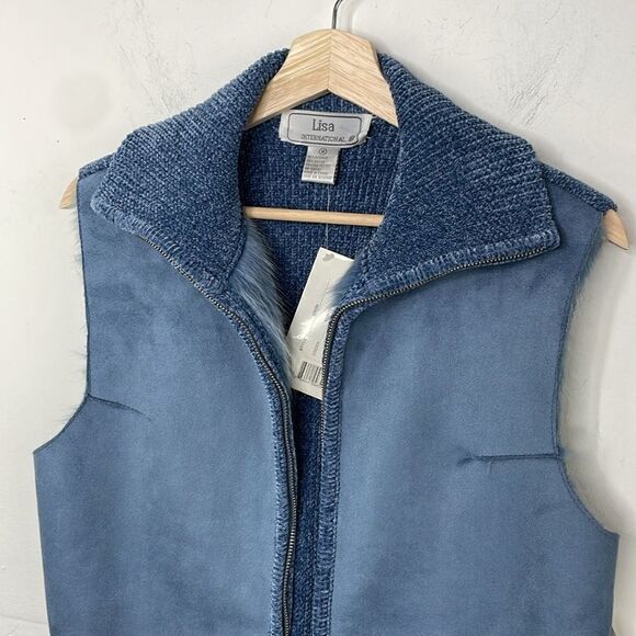 LISA INTERNATIONAL Women's Vest Blue Faux Fur Suede Pockets NWT size MED - Picture 4 of 15